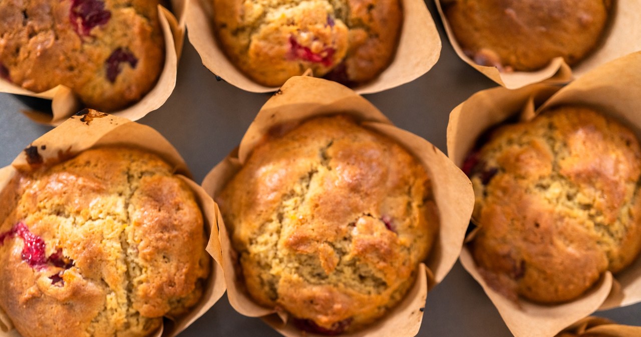 Muffiny truskawkowe to idealna propozycja na komunię /Pixel