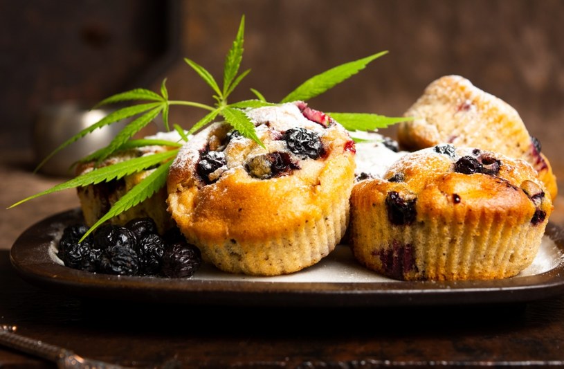 Muffiny z aronią robią wrażenie i są bardzo smaczne /123RF/PICSEL