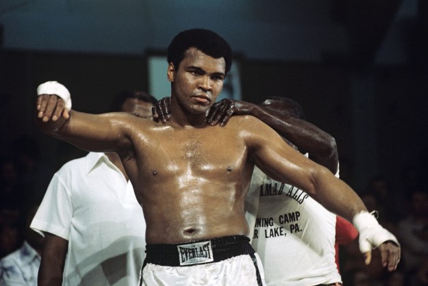 Muhammad Ali w akcji /ISTVAN BAJZAT /PAP/EPA