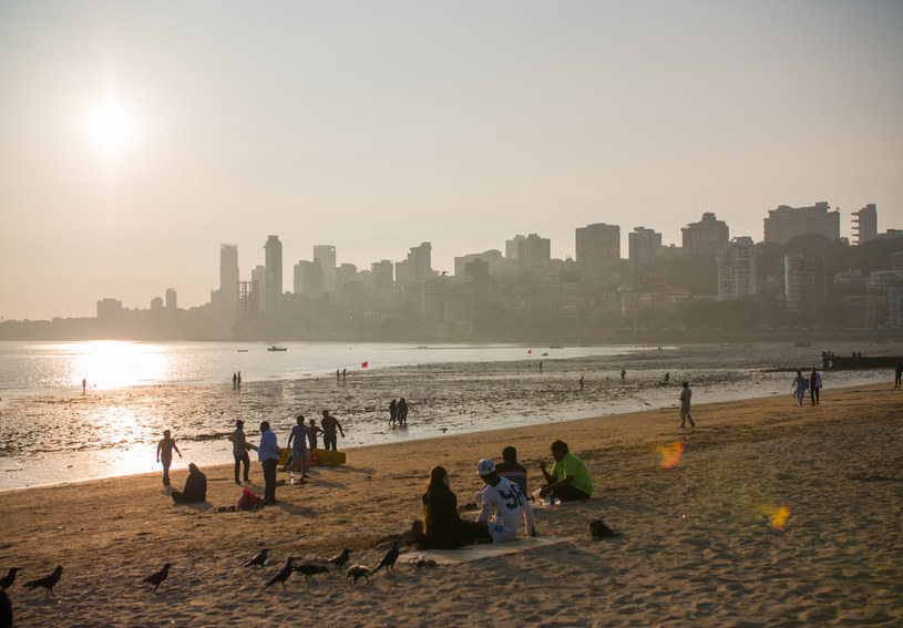 Mumbaj (Bombaj), plaża Chowpatty /123RF/PICSEL