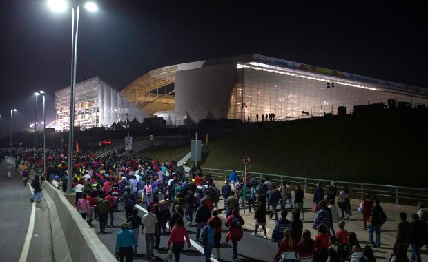 Mundial 2014: ​7 tys. widzów nie obejrzy meczu otwarcia. Winne opóźnienia