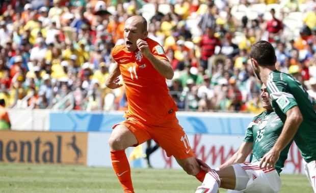 Mundial 2014: Mecz Holandia - Meksyk. "Pomarańczowi" triumfują