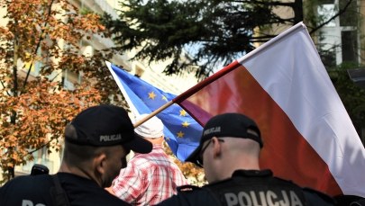 Mundurowi będą zarabiać więcej. Znamy kwotę bazową