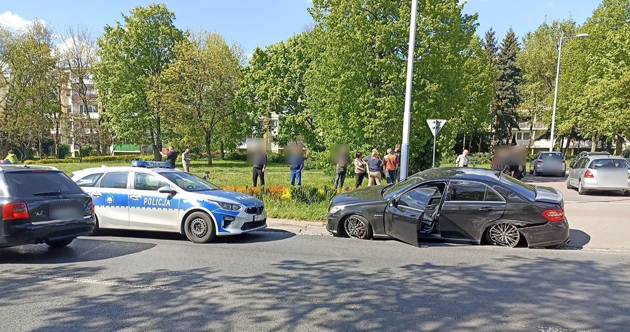 Mundurowi ruszyli w pościg za poszukiwanym /Policja