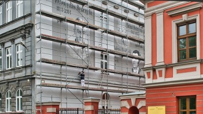 Mural przedstawiający rodzinę Bystrzyckich powstał w Przemyślu 