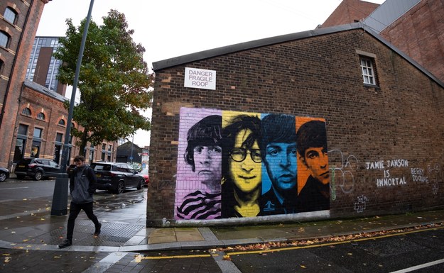 Mural The Beatles w Liverpoolu /Adam Vaughan /PAP/EPA