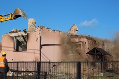 Murowana Goślina: Wyburzanie uszkodzonych domów
