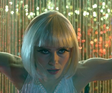 Musical grozy Agnieszki Smoczyńskiej ma być ołdem złożonym kolorowym latom 80. Jak przyznała reżyserka - jej obraz jest trawestacją baśni Hansa Christiana Andersena "Mała syrenka".