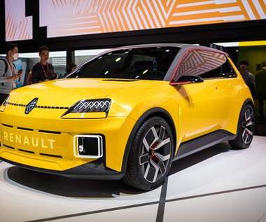 ​"Musimy przyzwyczaić się do tego, że samochody będą drogie" - rozmawiamy z Fabricem Cambolivem z Renault