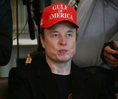 Musk obiecał zaoszczędzić 2 bln dolarów. Udało mu się dużo mniej