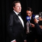 Musk pilnie potrzebuje pieniędzy. Chce pożyczyć dziesiątki miliardów