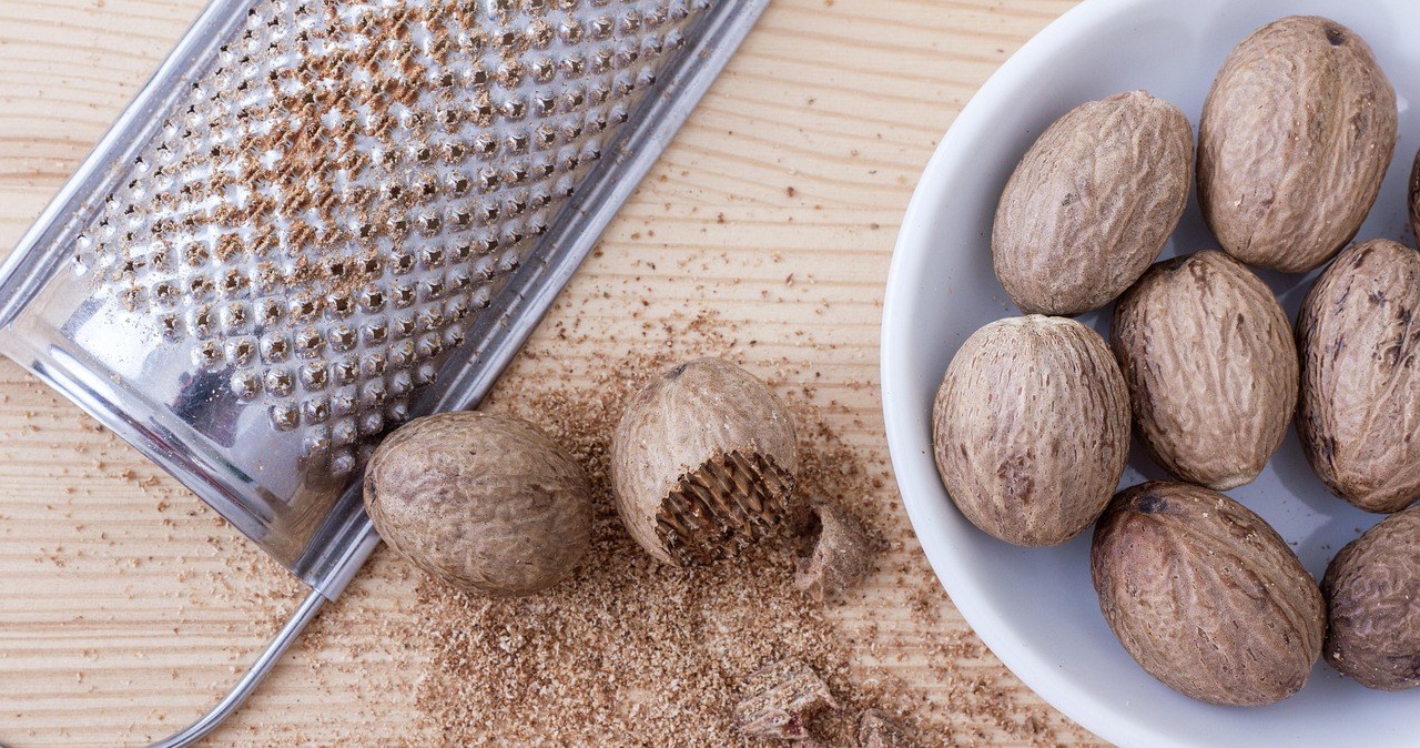 Мускатний горіх не лише робить каву ароматною, ця спеція покращує роботу серця, мозку та травної системи /pixabay.com