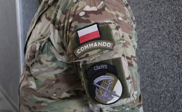 Musztra, taktyka i medycyna pola walki. Ruszyły szkolenia kursantów JATA w Lublińcu 