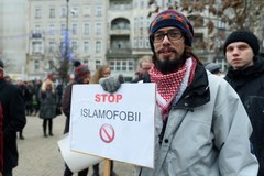 Muzułmanie protestowali przeciwko terroryzmowi w Poznaniu