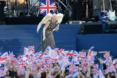 Muzyczne legendy na koncercie dla brytyjskiej królowej