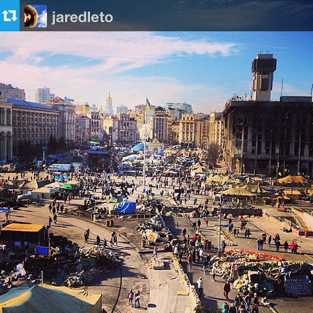 Muzyk wielokrotnie wyrażał swoją solidarność z Ukraińcami/ fot. Instagram Jareda Leto /Styl.pl