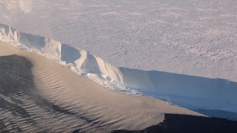 „Muzyka jak z horroru”. Posłuchajcie dźwięków, jakie wydają lodowce na Antarktydzie /Geekweek