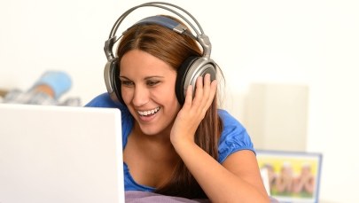 Muzyka, która nie chce nam wyjść z głowy