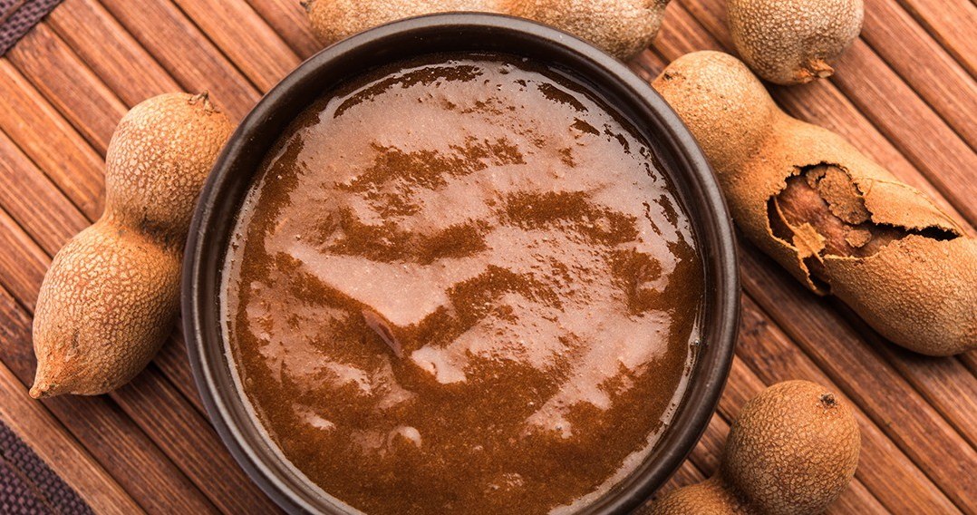 М’якоть тамаринду можна їсти сирою або використовувати для приготування різних страв: від цукерок до соусів /Domena publiczna