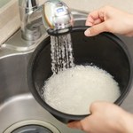 Mycie ryżu – dlaczego jest potrzebne i jak to należy robić?