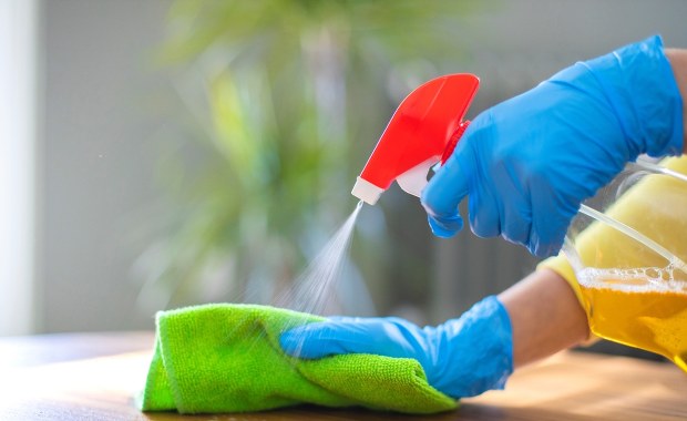 Myjesz kuchnię, ale o tym zapominasz! Sprawdź, gdzie czai się najwięcej zarazków  