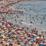 Myślisz, że w Mielnie jest tłoczno? Tak wyglądają najbardziej zatłoczone plaże w Europie