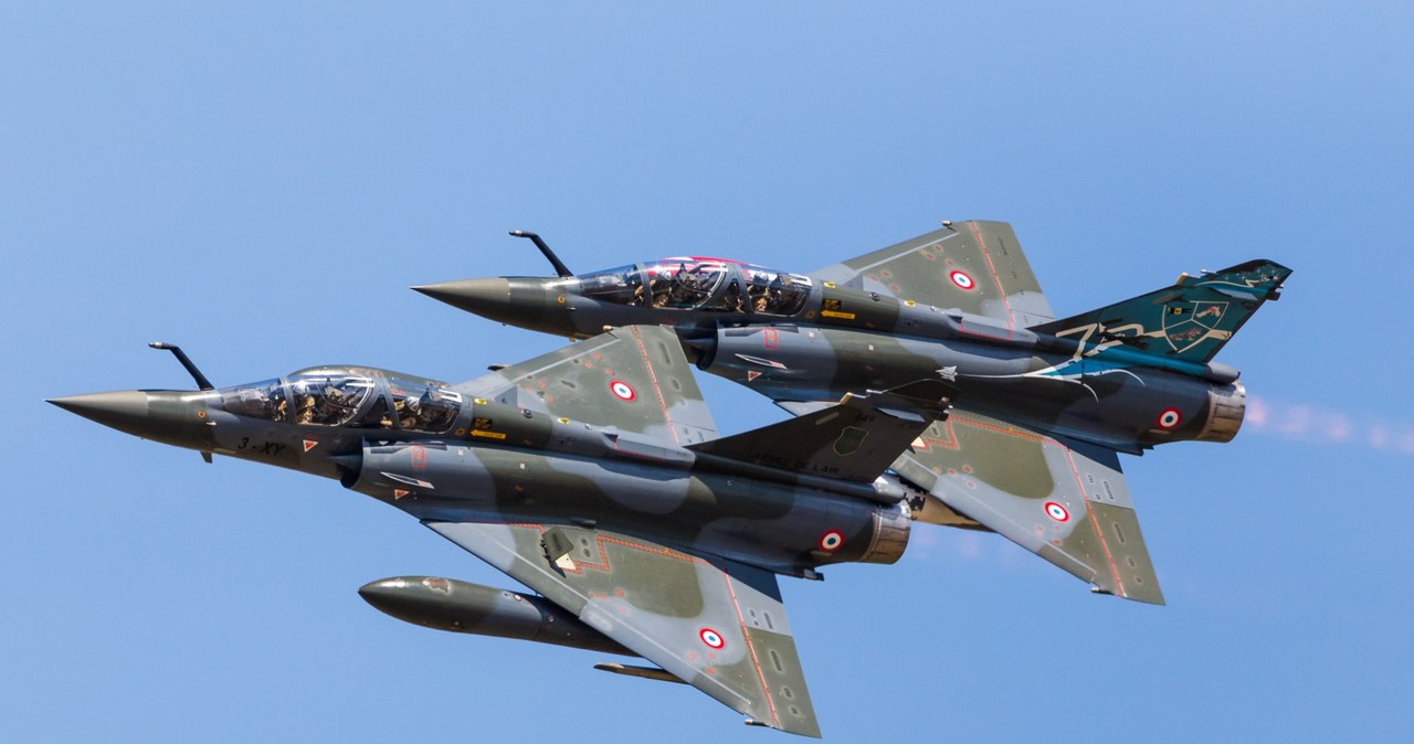 Myśliwce Mirage 2000d francuskich sił powietrznych /123RF/PICSEL