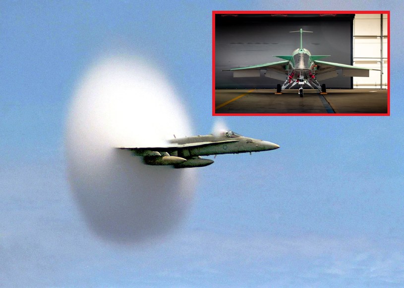 Myśliwiec F/A-18 Hornet zbliżający się do prędkości dźwięku. Widoczny obłok Prandtla-Glauerta /Ensign John Gay, U.S. Navy /Wikimedia