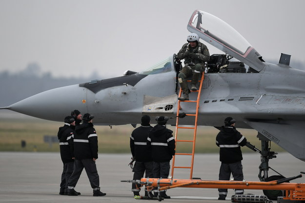 Myśliwiec MiG-29 podczas Media Day w 22 Bazie Lotnictwa Taktycznego w Malborku / 	Adam Warżawa    /PAP
