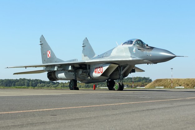 Myśliwiec MiG-29 stacjonujący w 22. Bazie Lotnictwa Taktycznego w Królewie Malborskim / 	Piotr Wittman    /PAP