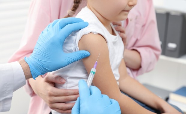 MZ: Do końca roku powstanie elektroniczna karta szczepień