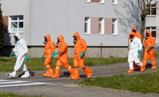 MZ: Nowe zasady testowania. Będą mobilne punkty poboru wymazów