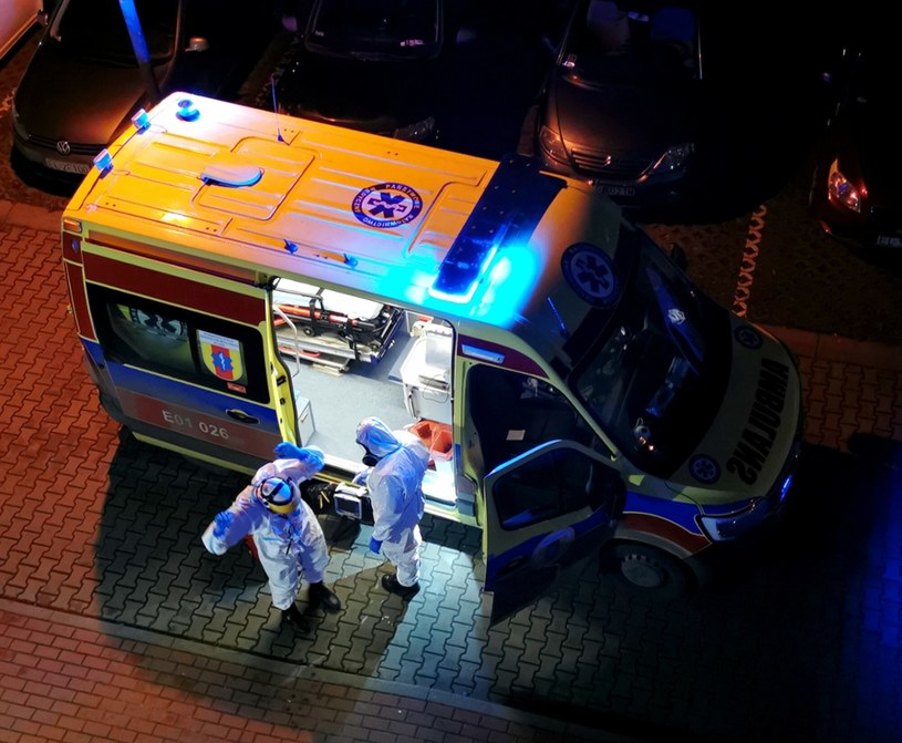 MZ przekazało najnowsze dane o stanie pandemii /ANDRZEJ ZBRANIECKI /East News