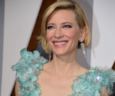 Na 8. miejscu zestawienia uplasowała się Cate Blanchett (12 mln dolarów). Ostatni raz nazwisko australijskiej aktorki gościło w rankingu "Forbesa" w 2009 roku. Tym razem pomogła rola w superprodukcji Marvela "Thor: Ragnarok" (czeka na premierę) oraz udział w niezależnym filmie Terrence'a Malicka "Song to Song".