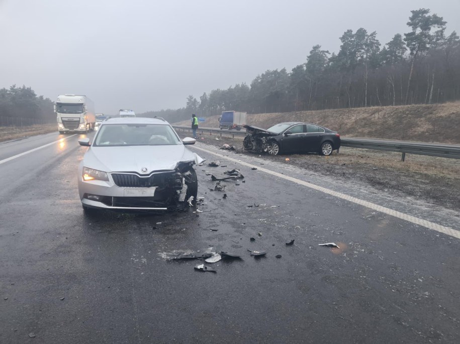 Na A2 zderzyły się cztery auta /Policja