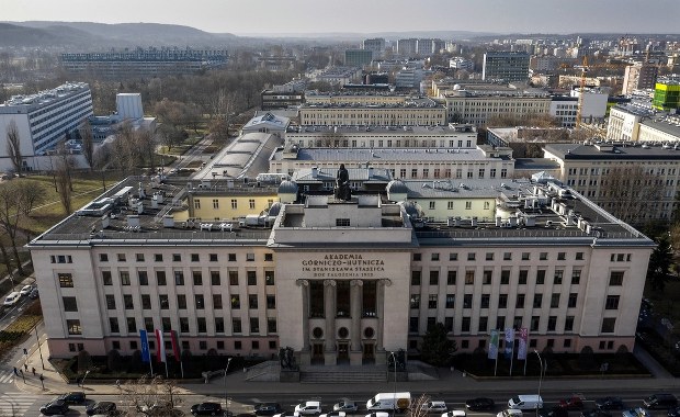 Na AGH praktyki tylko  dla zaszczepionych? RPO interweniuje