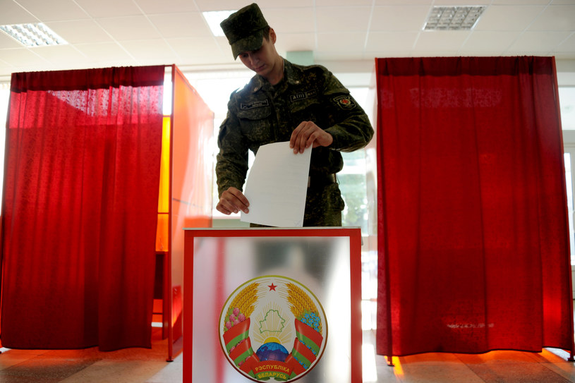 Na Białorusi zakończyły się w niedzielę wybory do władz lokalnych (zdjęcie ilustracyjne) /SERGEI GAPON /AFP