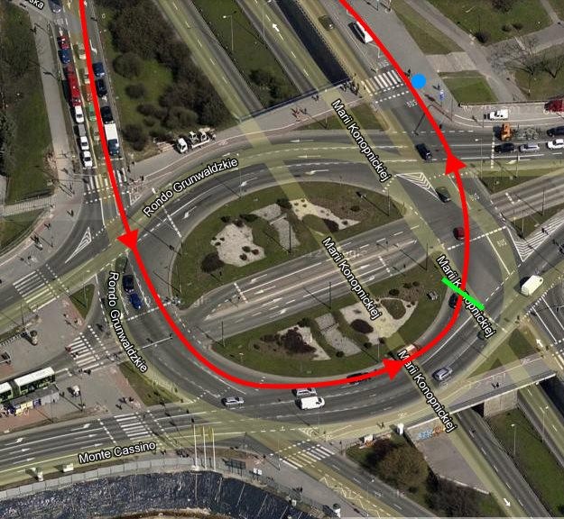 Na czerwono tor jazdy, na zielono - miejsce postoju, na niebiesko - pozycja policjanta /INTERIA.PL