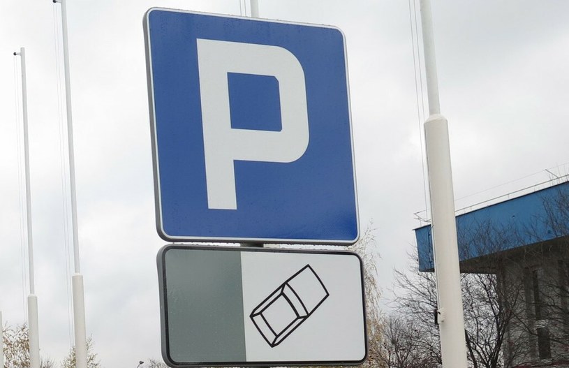 Na czym polega Program Budowy Parkingów Lokalnych i jak złożyć wniosek? /Adrian Slazok/REPORTER /East News