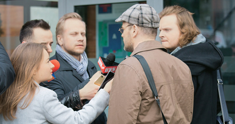 "Na dobre i na złe": Dyrektor będzie musiał dać odpór tłumowi reporterów /Świat Seriali