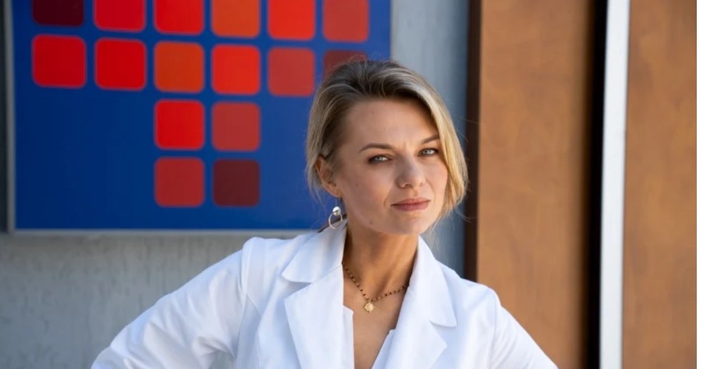 "Na dobre i na złe" mała pacjentka skradnie jej serce /Źródło: AIM