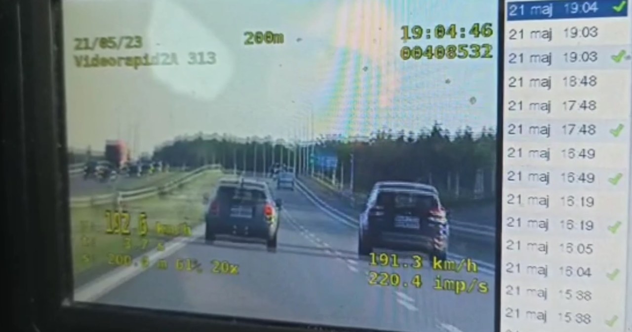 Na drodze ekspresowej rozpędził się do 192 km/h. Kierowca MINI szybko się doigrał /Mazowiecka Policja /Policja