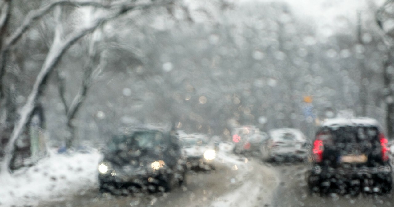 Na drogach będzie ślisko /Piotr Kamionka /Reporter