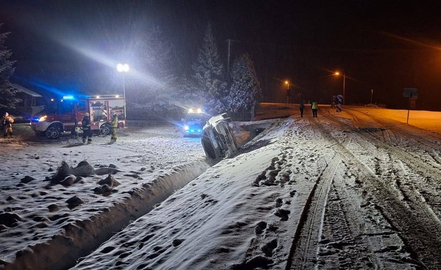 Na drogach lodowisko, śnieżyce ograniczały widoczność. Kumulacja wypadków