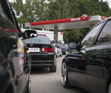 Na ile paliwa stać Polaka, a na ile Niemca? Druzgocące porównanie