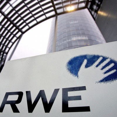 Na inwestycje w czasie gospodarczej bessy zdecydował się również koncern RWE /AFP