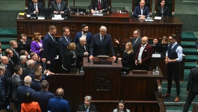 ​Na jaką partię oddasz głos? Zaskakująca zmiana lidera, zły sygnał dla Brauna