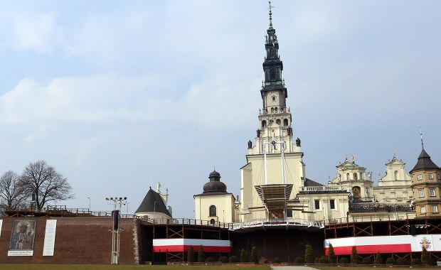 ​Na Jasną Górę znowu może wejść więcej pielgrzymów