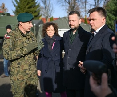 Na jednej fabryce amunicji się nie skończy? Szef MON tego nie wyklucza