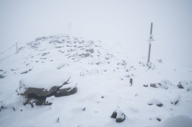 Na Kasprowym Wierchu spadły 4 cm śniegu /fot. Witold Kaszkin /